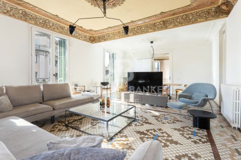 4 bedrooms penthouse for sale in Barcelona, Catalonia, Spain № 5801