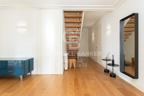 4 bedrooms penthouse for sale in Barcelona, Catalonia, Spain № 5801 - photo 17