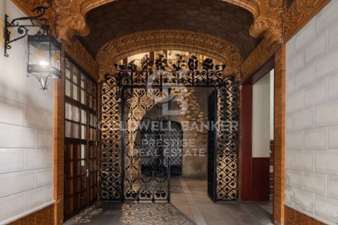 5 bedrooms apartment for sale in Barcelona, Catalonia, Spain № 5802 - photo 13