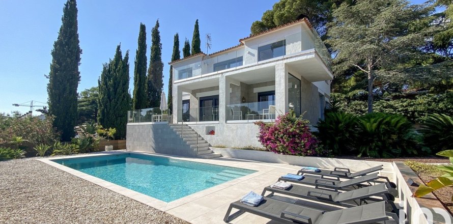 4 bedrooms house for sale in S'Agaro, Girona, Catalonia, Spain № 5022