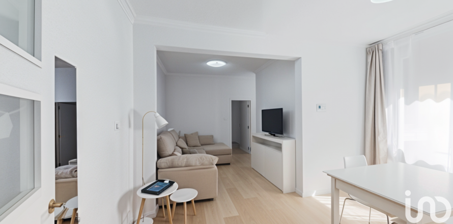 4 bedrooms apartment for sale in Barcelona, Catalonia, Spain № 5017