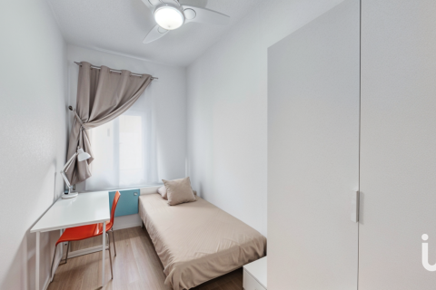 4 bedrooms apartment for sale in Barcelona, Catalonia, Spain № 5017 - photo 9