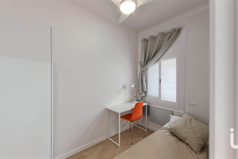 4 bedrooms apartment for sale in Barcelona, Catalonia, Spain № 5017 - photo 10