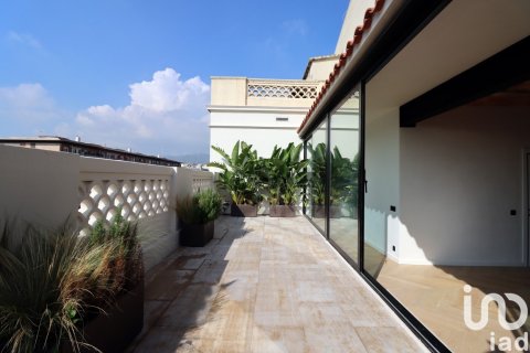 4 bedrooms penthouse for sale in Barcelona, Catalonia, Spain № 5021 - photo 8