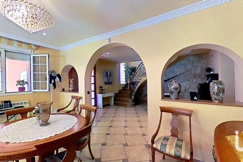 5 bedrooms house for sale in Valls, Tarragona, Catalonia, Spain № 5018