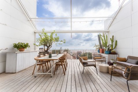 Дом с 7 спальнями в Барселоне, Каталония, Испания № 1557