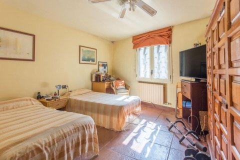 Снять в аренду дом в Сан-Андреу-де-Льяванерес, Испания с 6 комнат, № 1562 - фото 14