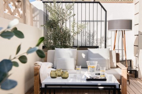 Снять в аренду квартиру в Барселона, Испания с 4 комнаты, № 1560 - фото 9