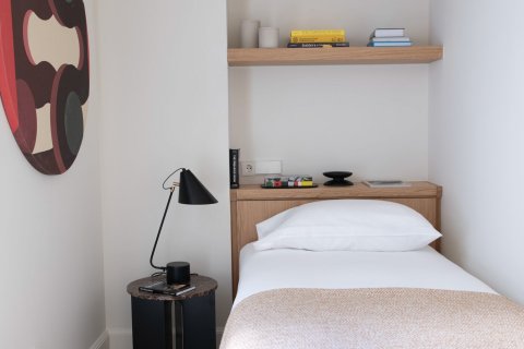 Снять в аренду квартиру в Барселона, Испания с 4 комнаты, № 1560 - фото 13