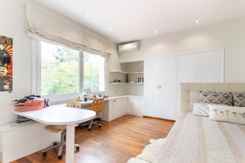 Дом с 4 спальнями в Барселоне, Каталония, Испания № 1561