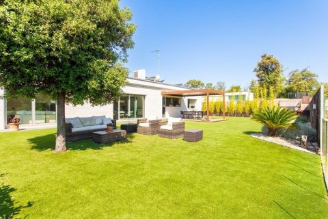 Дом с 4 спальнями в Вальроманесе, Барселона, Каталония, Испания № 1419