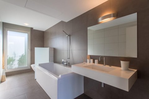 Купить дом в Вальроманес, Испания с 5 комнат, № 1419 - фото 30