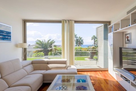 Купить дом в Аренис де Мар, Испания с 6 комнат, № 1422 - фото 9