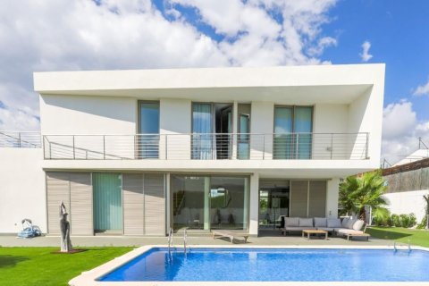 Купить дом в Аренис де Мар, Испания с 6 комнат, № 1422 - фото 3