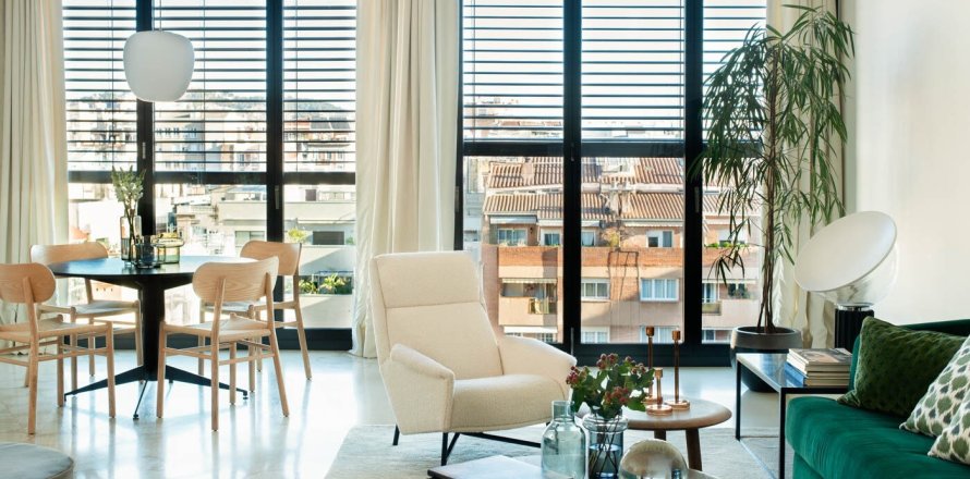 Квартира с 4 спальнями в Барселоне, Каталония, Испания № 1549