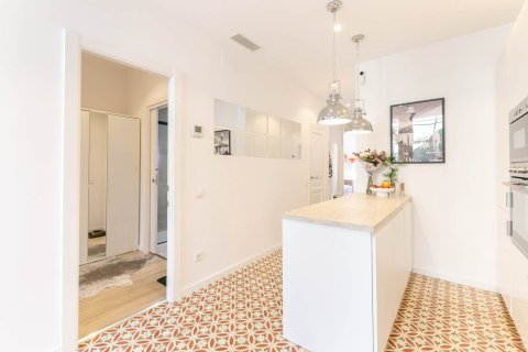 Купить квартиру в Барселона, Испания с 4 комнаты, № 1547 - фото 6