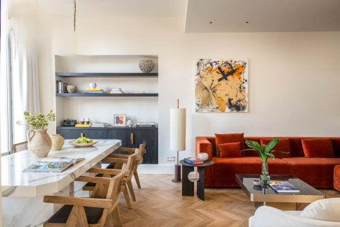 Снять в аренду квартиру в Барселона, Испания с 3 комнаты, № 1548 - фото 3