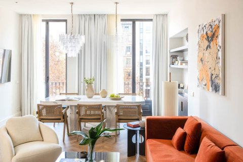 Квартира с 2 спальнями в Барселоне, Каталония, Испания № 1548