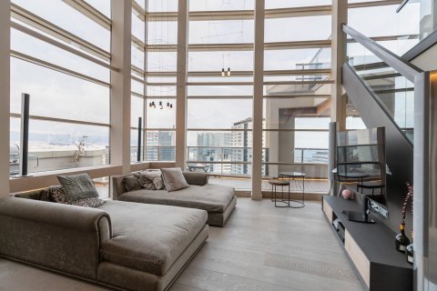 Квартира с 3 спальнями в Барселоне, Каталония, Испания № 1543