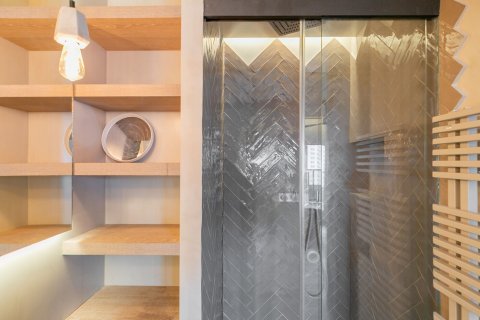 Купить квартиру в Барселона, Испания с 4 комнаты, № 1543 - фото 28