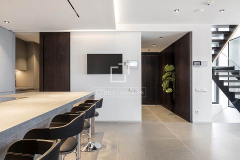 5 chambres villa à vendre à Barcelona, Catalonia, Spain № 4365 - photo 12