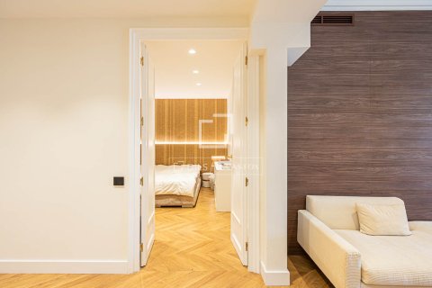 3 chambres apartment à vendre à Barcelona, Catalonia, Spain № 4366 - photo 12