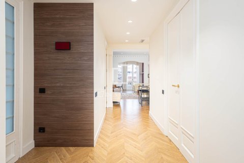 3 chambres apartment à vendre à Barcelona, Catalonia, Spain № 4366 - photo 27