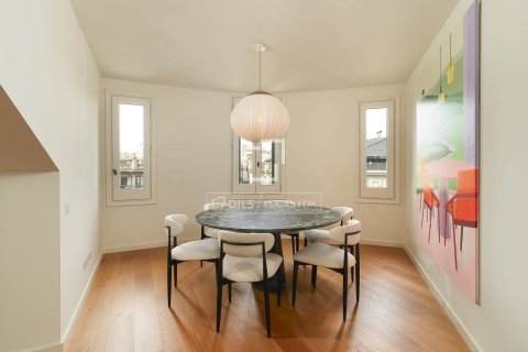 2 chambres penthouse à vendre à Barcelona, Catalonia, Spain № 4367 - photo 5