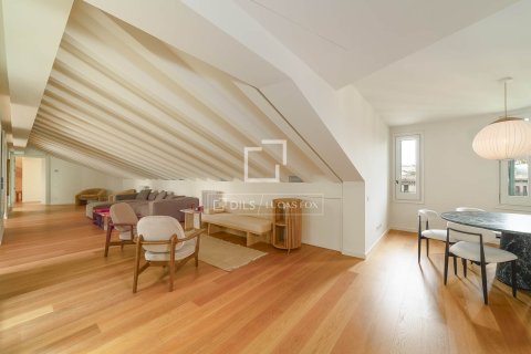 2 chambres penthouse à vendre à Barcelona, Catalonia, Spain № 4367 - photo 15