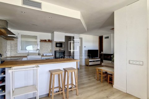 4 chambres apartment à vendre à Vilanova i la Geltru, Barcelona, Catalonia, Spain № 4488 - photo 13