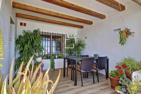 4 chambres apartment à vendre à Vilanova i la Geltru, Barcelona, Catalonia, Spain № 4488 - photo 8