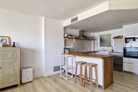 4 chambres apartment à vendre à Vilanova i la Geltru, Barcelona, Catalonia, Spain № 4488 - photo 12