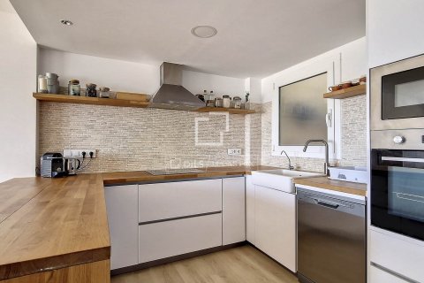 4 chambres apartment à vendre à Vilanova i la Geltru, Barcelona, Catalonia, Spain № 4488 - photo 2