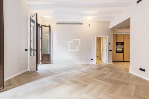 3 chambres apartment à vendre à Barcelona, Catalonia, Spain № 4489 - photo 6