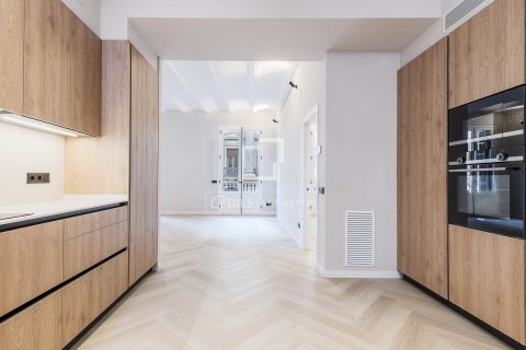 3 chambres apartment à vendre à Barcelona, Catalonia, Spain № 4489 - photo 9