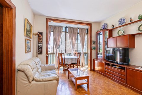 Квартира с 3 спальнями в Грасие, Барселона, Каталония, Испания № 2789