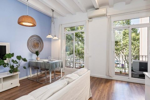 Квартира с 2 спальнями в Ситжесе, Барселона, Каталония, Испания № 2791