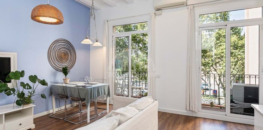 Квартира с 2 спальнями в Ситжесе, Барселона, Каталония, Испания № 2791