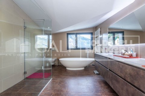 Купить виллу в Андорра, Испания с 5 спален, 1120м², № 6022 - фото 10