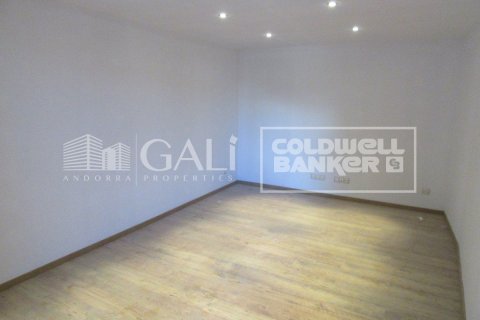 Купить виллу в Андорра, Испания с 4 спальни, 260м², № 6019 - фото 16