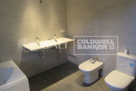 Купить виллу в Андорра, Испания с 4 спальни, 260м², № 6019 - фото 18