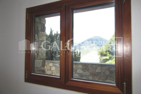 Купить виллу в Андорра, Испания с 4 спальни, 260м², № 6019 - фото 14