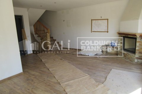 Купить виллу в Андорра, Испания с 4 спальни, 260м², № 6019 - фото 4