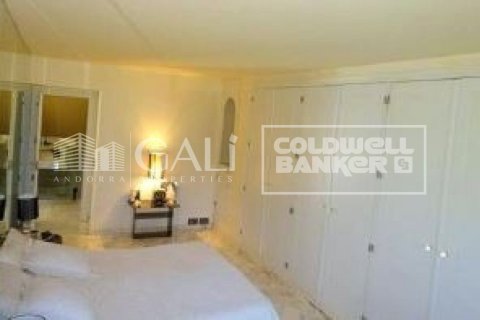 4 bedrooms villa for sale in Principado De Andorra (Ninguna Poblacion Tiene C.P.), Lleida, Catalonia, Spain № 6021 - photo 11