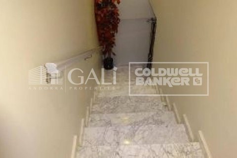 4 bedrooms villa for sale in Principado De Andorra (Ninguna Poblacion Tiene C.P.), Lleida, Catalonia, Spain № 6021 - photo 6