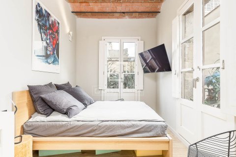 Ático de 2 dormitorios en venta en Barcelona, Cataluña, Spain № 3969 - foto 17