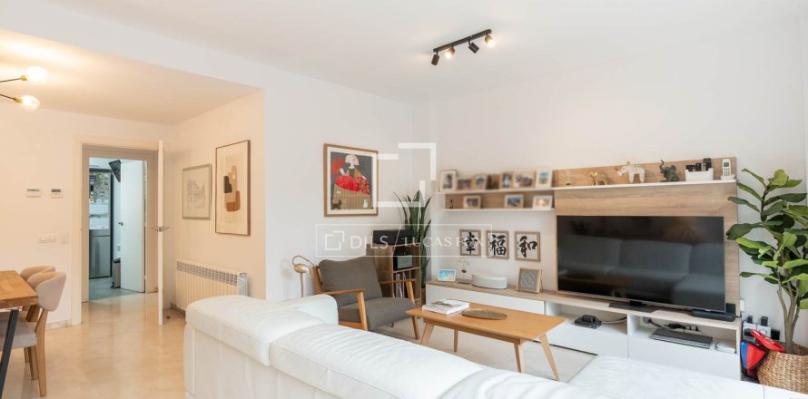 Villa de 5 dormitorios en venta en Sant Cugat del Vallès, Barcelona, Cataluña, Spain № 3965