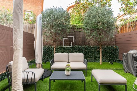 Villa de 5 dormitorios en venta en Sant Cugat del Vallès, Barcelona, Cataluña, Spain № 3965 - foto 2