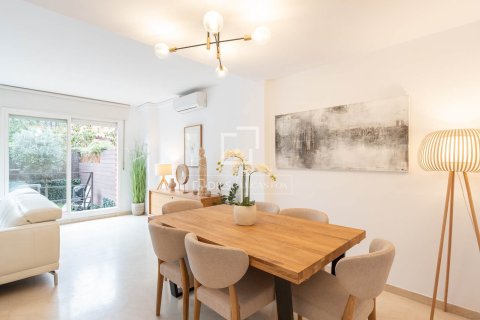 Villa de 5 dormitorios en venta en Sant Cugat del Vallès, Barcelona, Cataluña, Spain № 3965 - foto 5