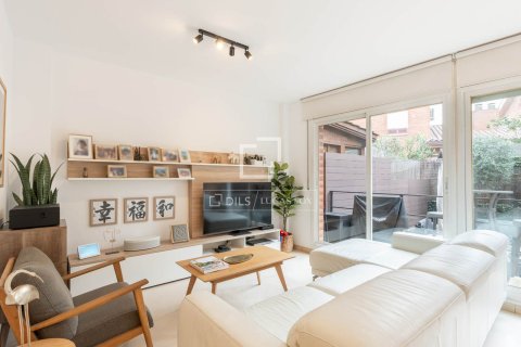 Villa de 5 dormitorios en venta en Sant Cugat del Vallès, Barcelona, Cataluña, Spain № 3965 - foto 4